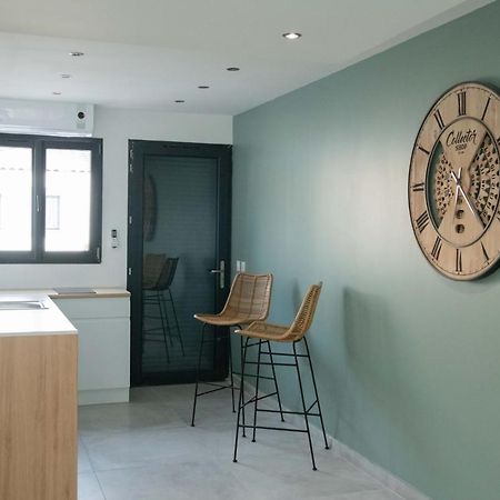 Studio Meuble Avec Terrasse بورت دوبوك المظهر الخارجي الصورة