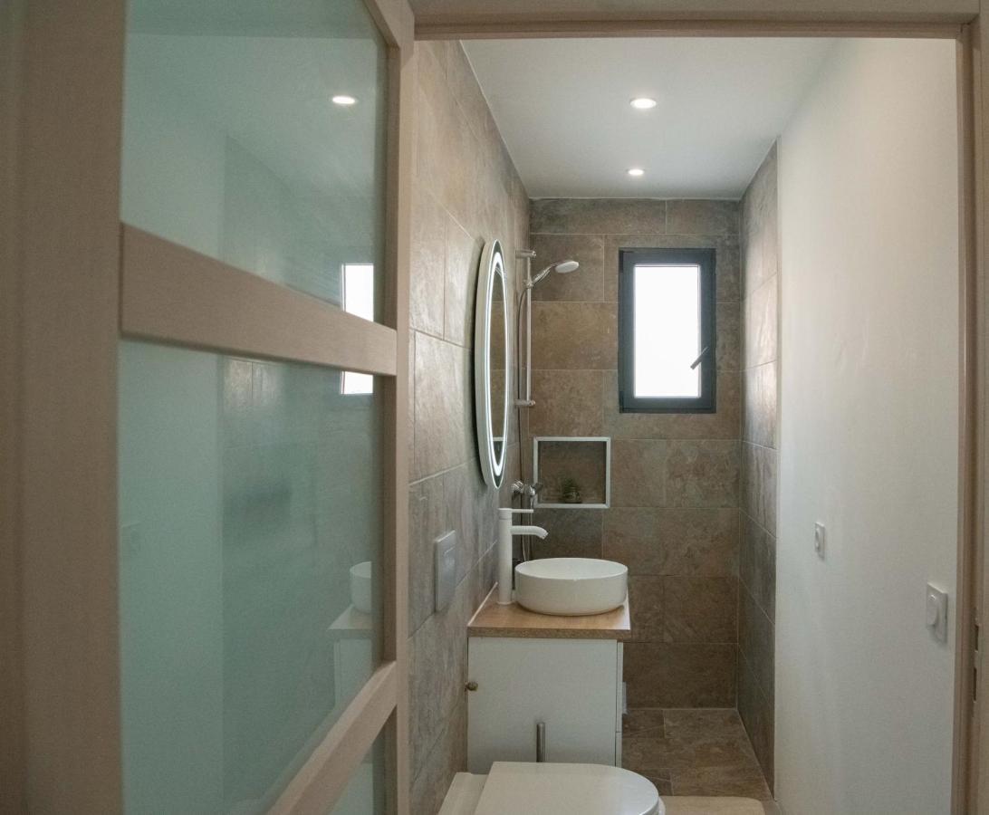 Studio Meuble Avec Terrasse بورت دوبوك المظهر الخارجي الصورة